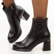 Czarne skórzane botki damskie na słupku T.Sokolski Z25-216