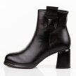Czarne skórzane botki damskie na słupku T.Sokolski Z25-216