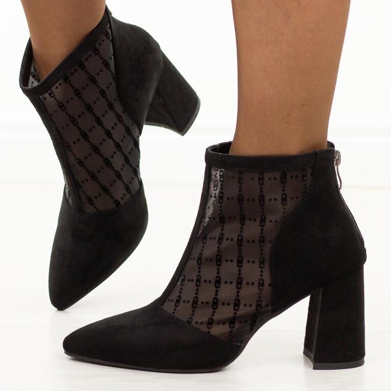 Czarne zamszowe botki damskie DiA 52-944