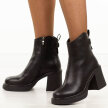Czarne skórzane botki damskie na słupku Cambell 98301