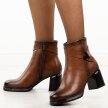 Brązowe skórzane botki damskie na słupku T.Sokolski Z25-217
