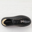 Czarne skórzane sneakersy damskie Vinceza 66700