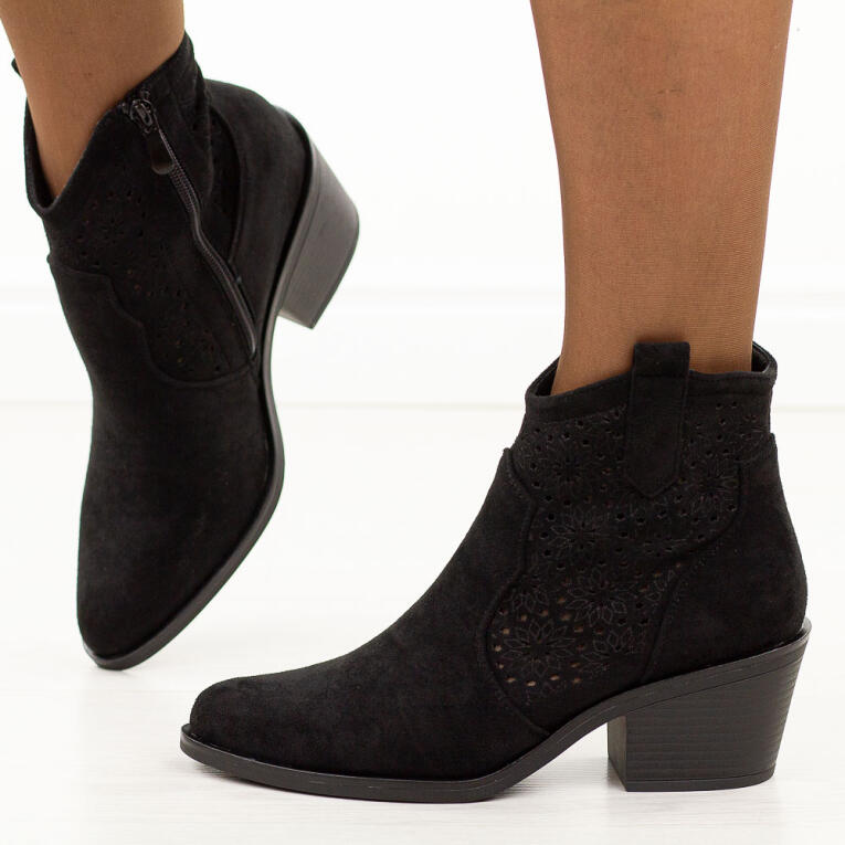 Czarne jesienne botki damskie, kowbojki S.Barski 52-529