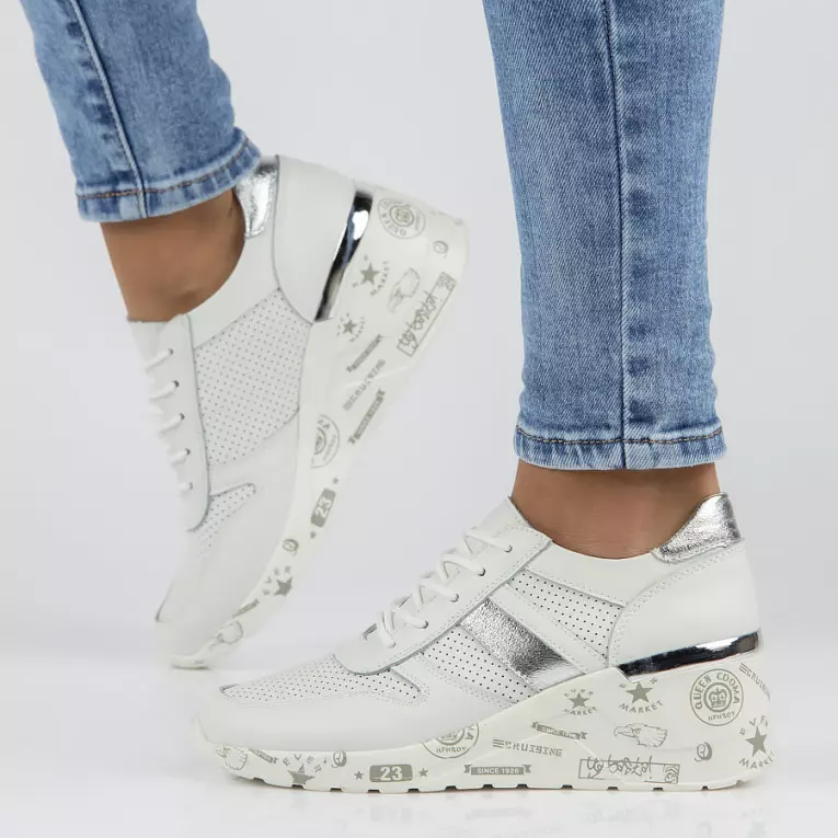 Białe skórzane sneakersy damskie FILIPPO DP3550/22