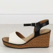 Białe sandały damskie na koturnie Sergio Leone sk229