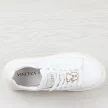 Białe skórzane sneakersy damskie Vinceza 641