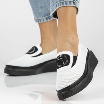 Białe skórzane półbuty damskie FILIPPO DP4572/23