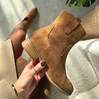 Brązowe zamszowe botki damskie Potocki 12745