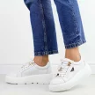 Białe skórzane sneakersy damskie na platformie Filippo Dp6382/24