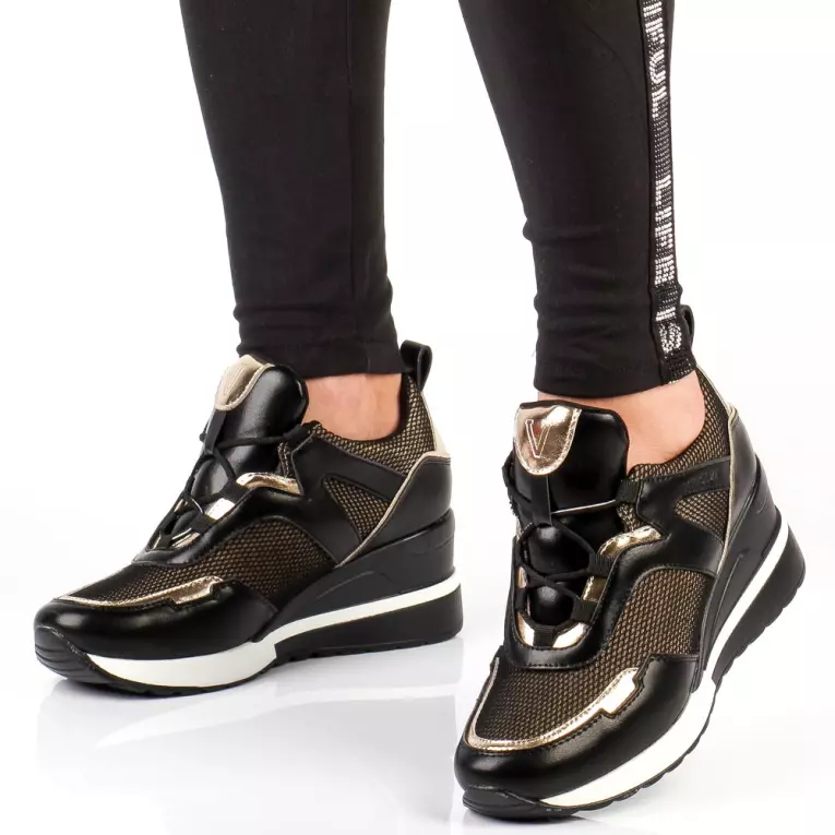 Czarno złote sneakersy, półbuty damskie na koturnie VINCEZA 10743 BK/GL