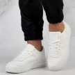 Białe sportowe buty damskie VINCEZA 19431 WH