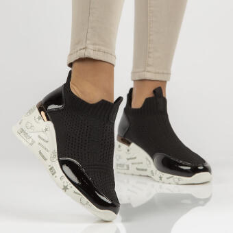Czarne sneakersy damskie na koturnie Filippo Dp3551/22