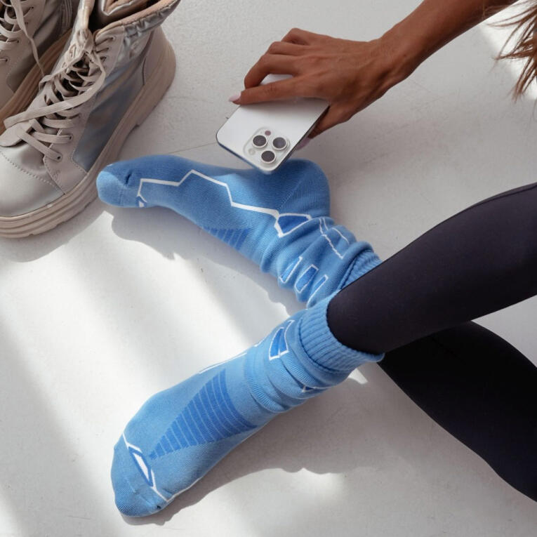 Niebieskie skarpetki damskie TERMO-SILVER 1205