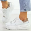 Białe skórzane sneakersy damskie na platformie Filippo Dp6739/25