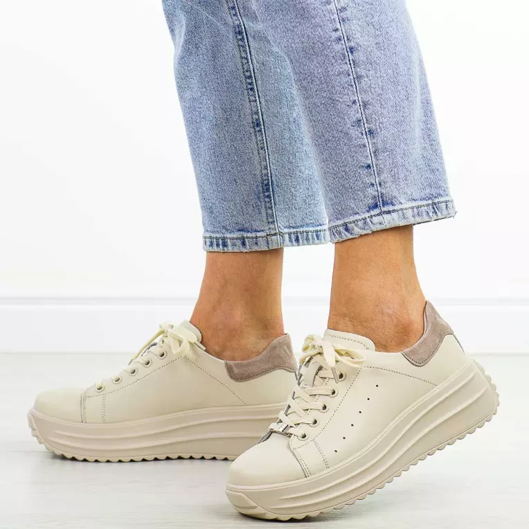 Beżowe skórzane sneakersy damskie na platformie Filippo Dp6739/25